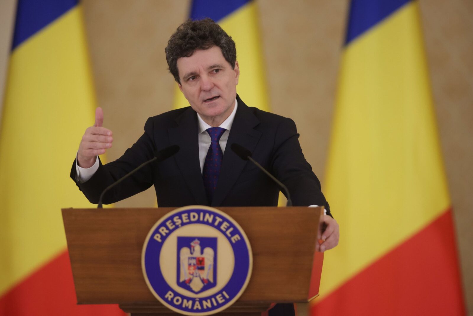 [ad_1] Președintele României a declarat duminică, 16 noiembrie, la o televiziune de știri că, de-a lungul timpului, a avut relații dificile cu PSD, însă acestea s-au îmbunătățit considerabil după ce social-democrații au făcut parte din coaliția actuală de guvernare