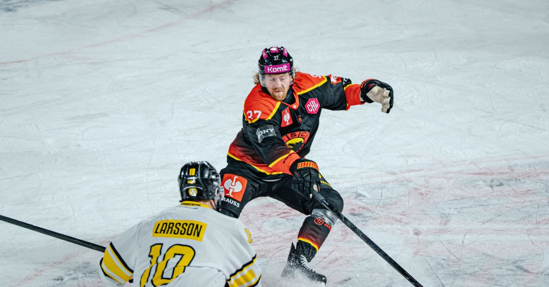 Larsson își conduce echipa, Brynäs, spre victorie împotriva lui Bern, suedezii avansează în sferturile de finală.
