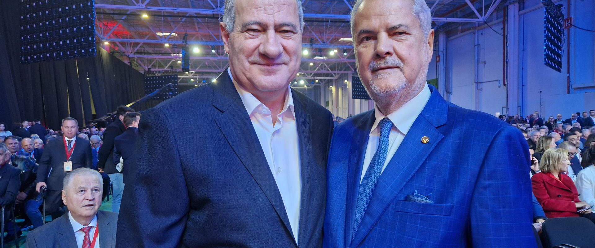 REPORTAJ: La Congresul PSD, „Gică Paris” devine vicepreședinte, Soros exclus, Neacșu zâmbește cu Năstase și Ponta