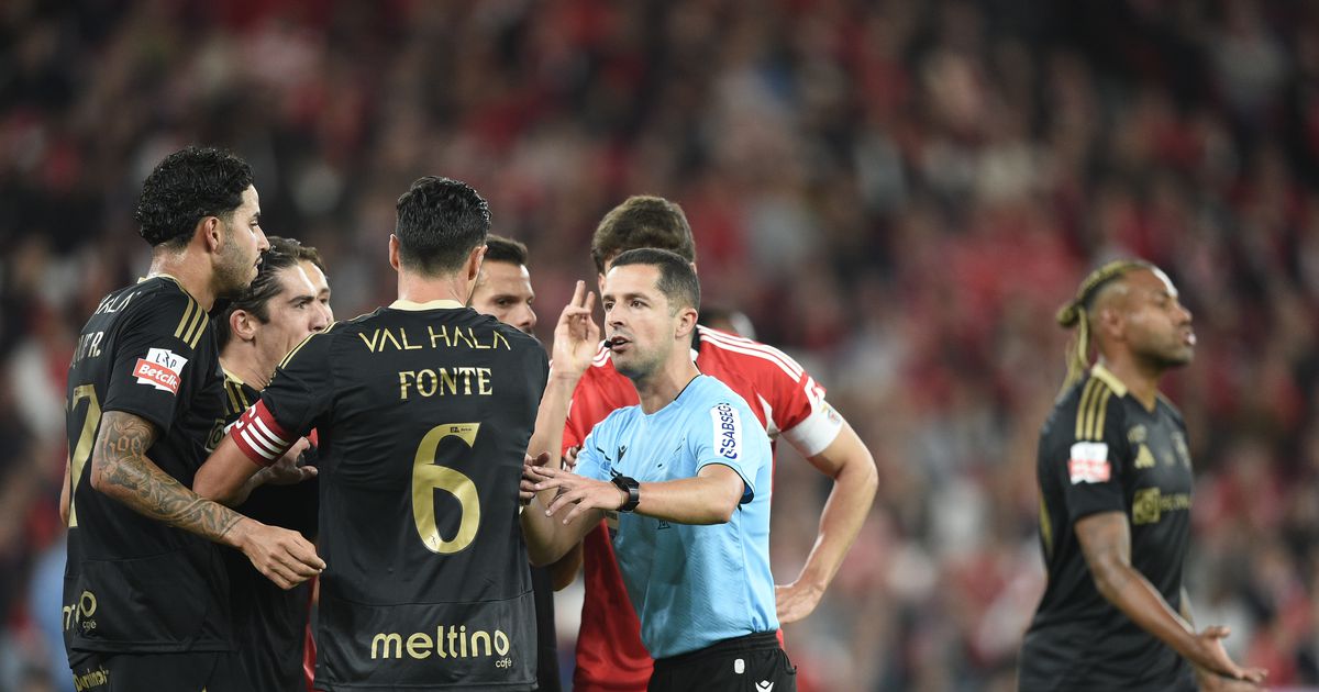 Analiza lui Pedro Henriques despre meciul Benfica-Casa Pia și cele două penalty-uri.