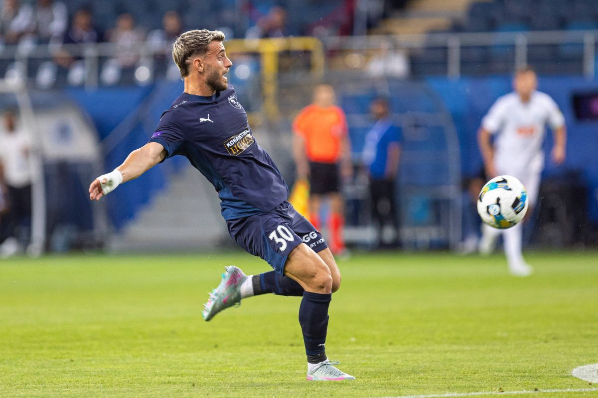[ad_1] Pafos și Villarreal s-au întâlnit astăzi, 5 noiembrie 2025, în etapa a 4-a a Ligii Campionilor, un meci așteptat de fanii ambelor echipe