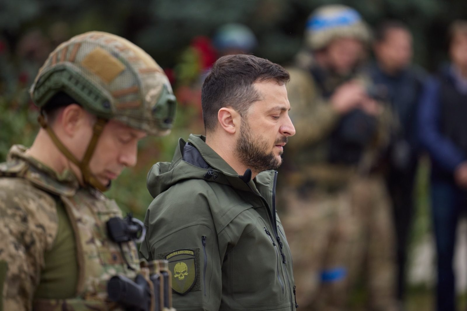 Zelenski către populația ucraineană: Dilema celor 28 de provocări sau cea mai aspră iarnă de până acum — între pierderea demnității și riscul de a rămâne fără un aliat important