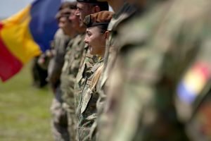 Deputatul Andrei Baciu publică pe Facebook despre respectul și încrederea pe care le inspiră uniforma Armae și importanța acesteia în societate