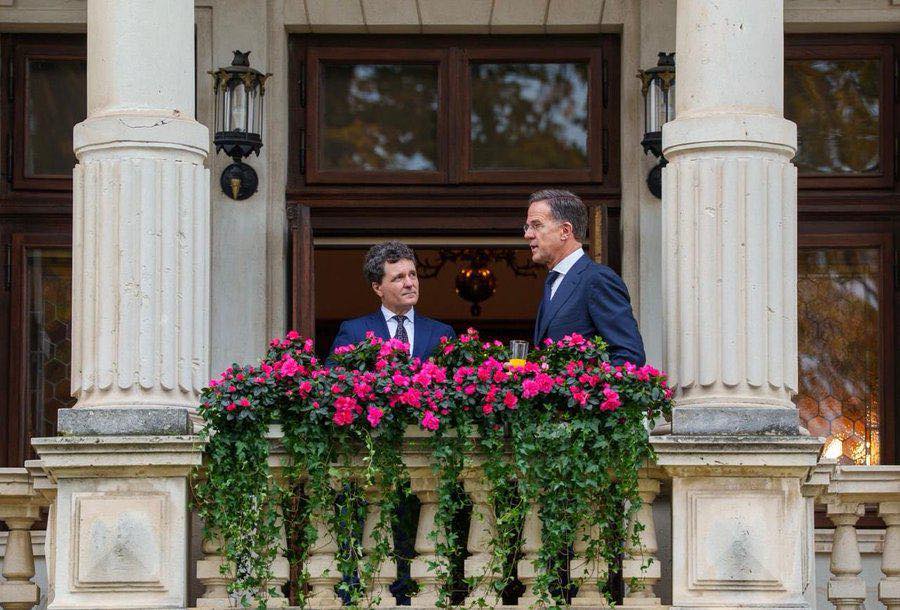 Deputatul Andrei Baciu a comentat pe Facebook despre vizita premierului olandez Mark Rutte la Bucuresti ca fiind un gest diplomatic.