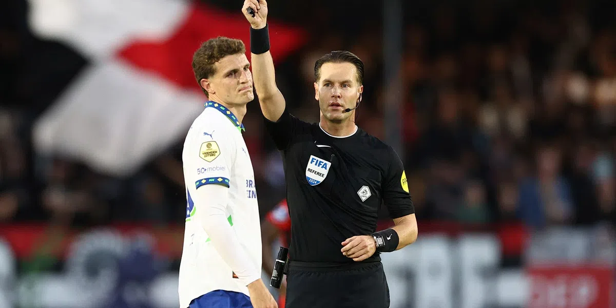 Acest arbitru va oficia meciul important din Eredivisie FC Utrecht.