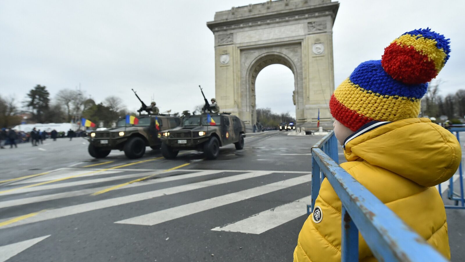 [ad_1] Luni, 1 decembrie 2025, Bucureștiul va găzdui o paradă militară impresionantă pentru a celebra Ziua Națională a României