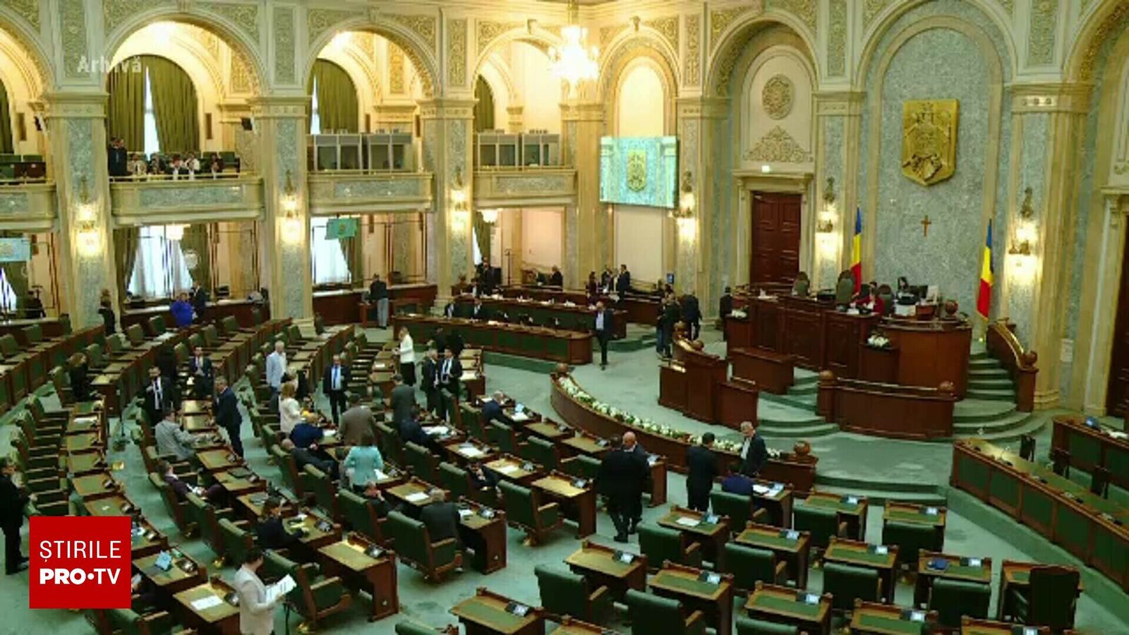 [ad_1] După ce au fost aprobate în cadrul coaliției reducerile de personal din administrația publică, pentru a evita nemulțumirea primarilor înainte de congresul partidului, liderii social-democrați evită să facă declarații oficiale