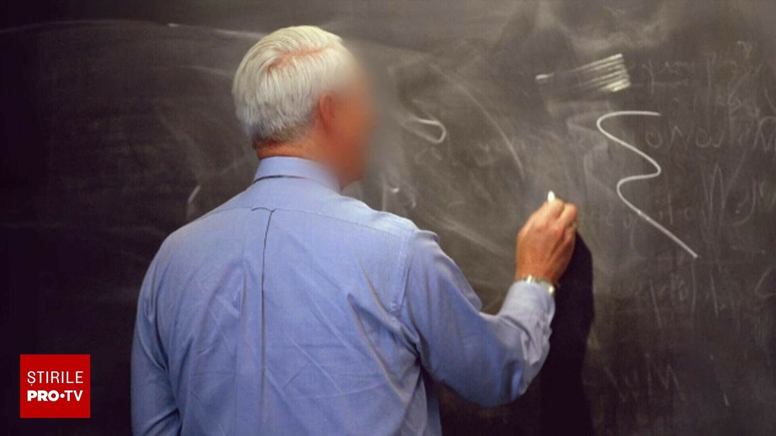 Profesor universitar din Iași, dat afară pentru violarea unei studente în birou; dosar penal deschis.