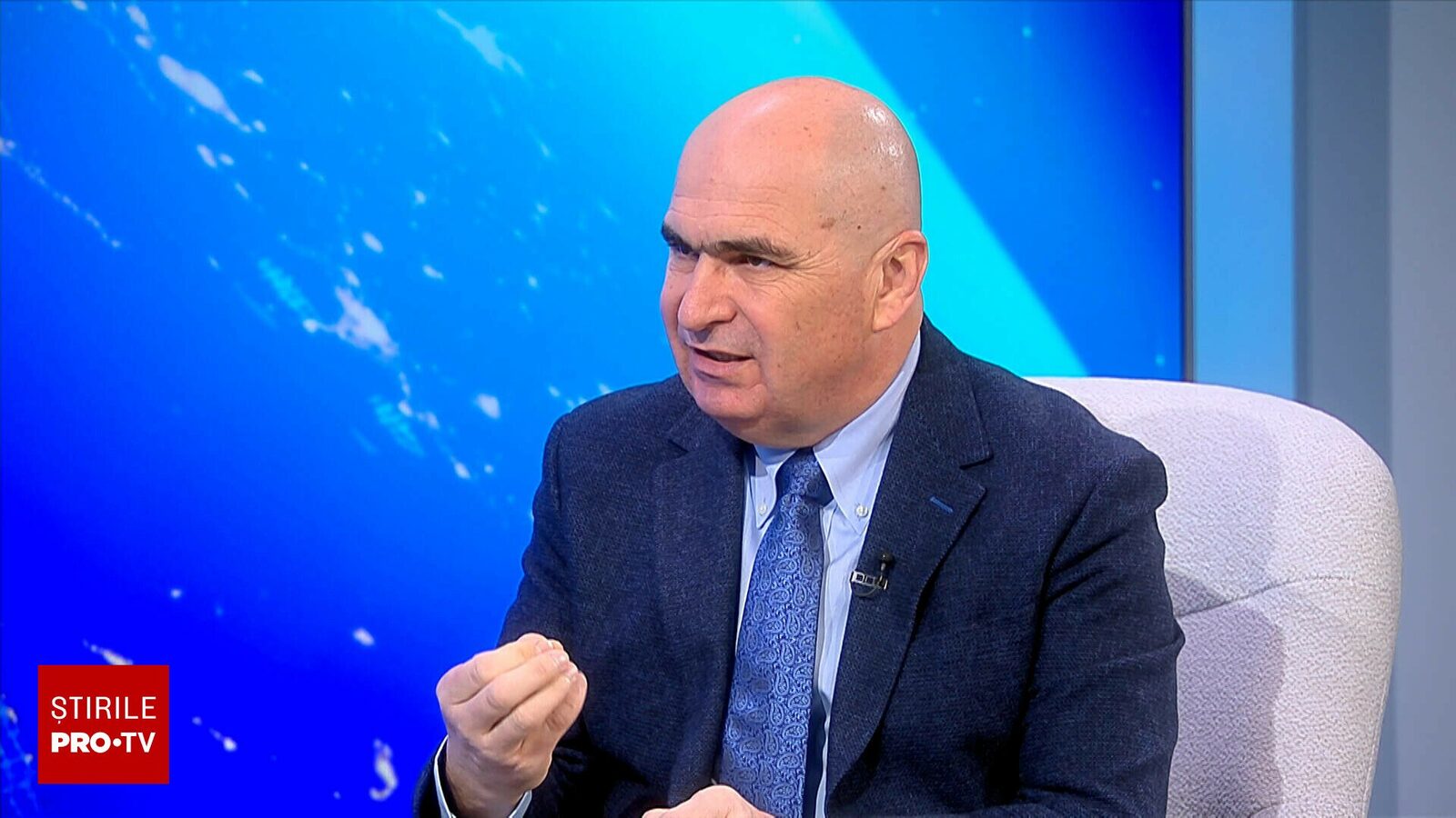 Ilie Bolojan, premier: Ministerele trebuie să planifice pentru anul viitor o diminuare a salariilor cu până la 10%