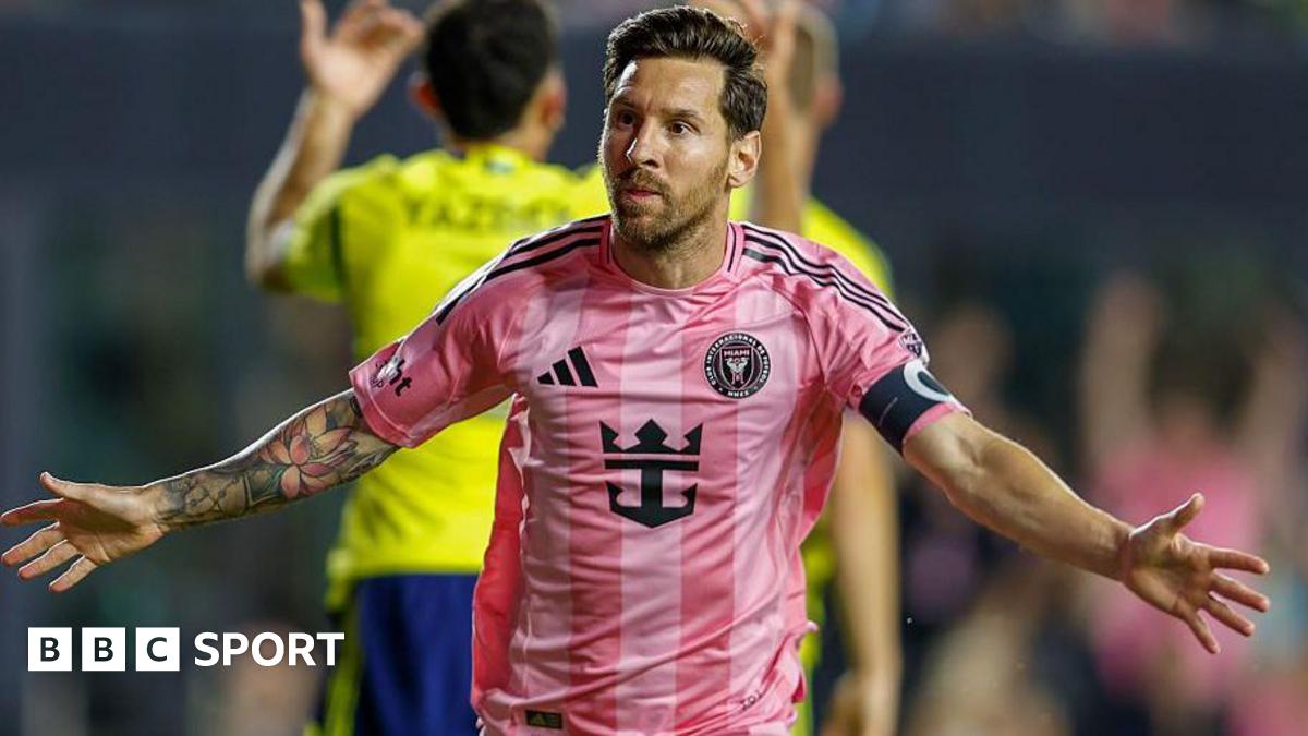Play-off-urile MLS: Lionel Messi strălucește în victoria Inter Miami împotriva Nashville-ului, calificându-se în semifinală.