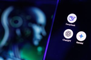 Cât de exacte sunt cele mai populare chatboturi AI în răspunsuri?