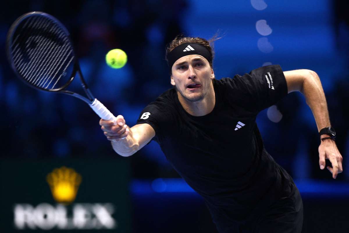 [ad_1] Alexander Zverev a suferit o nouă înfrângere în fața lui Jannik Sinner, la ATP Finals, înregistrând un scor de 6-4, 6-3