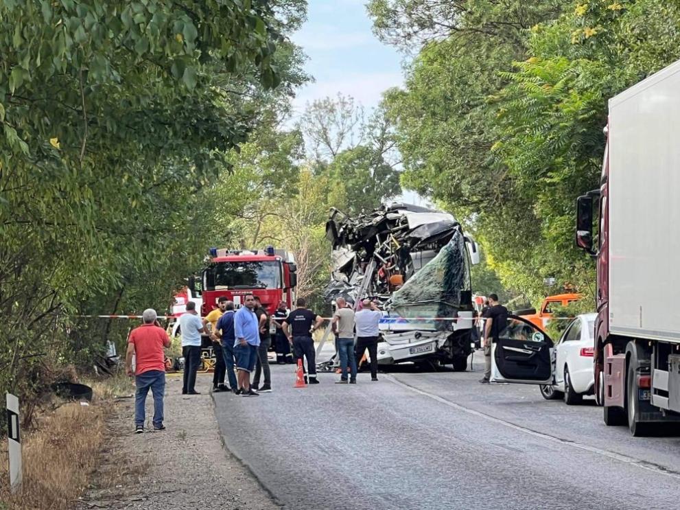MAE anunță că, după accidentul provocat de un șofer român în Bulgaria, soldat cu decesul a șase migranți, nu au fost primite până acum solicitări de asistență consulară la Ambasada României din Sofia