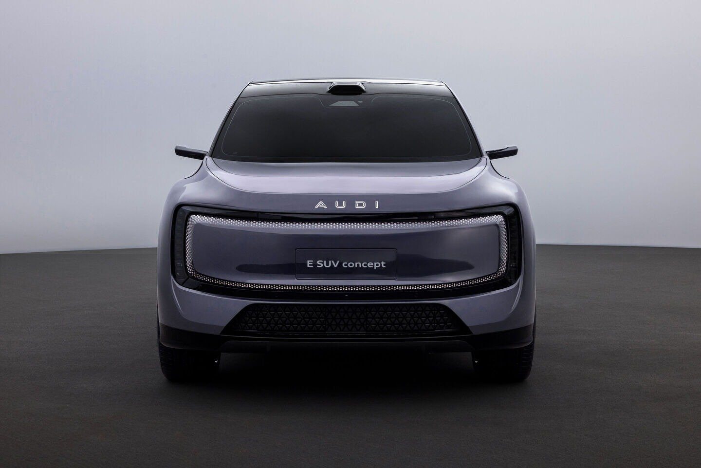 [ad_1] Audi a protejat un nou capitol în strategia sa de electrificare prin prezentarea unui concept de SUV electric masiv, destinat în special pieței din China