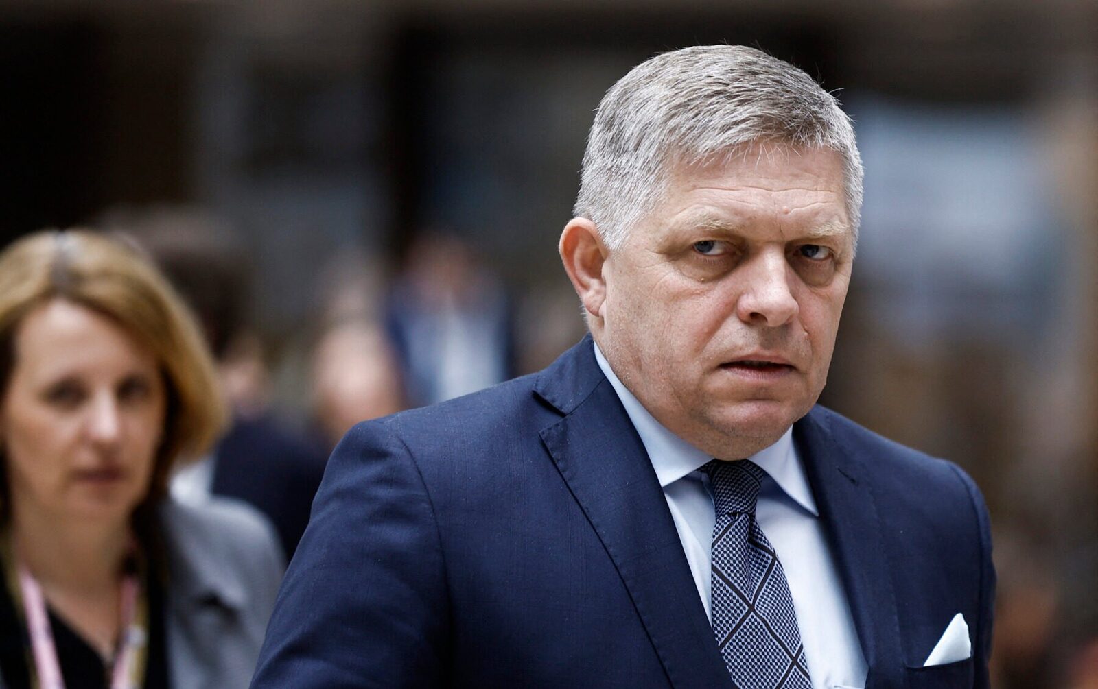Robert Fico, liderul populist pro-rus, refuză să modifice Constituția Slovaciei pentru a elimina un amendament contestat ce încalcă legislația comunitară