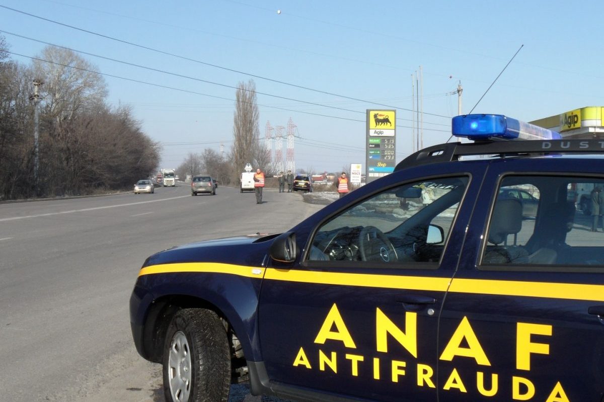 CCR autorizează utilizarea testelor poligraf pentru funcționarii din domeniul fiscal și vamal, dar solicită adoptarea unei legislații mai bine definite