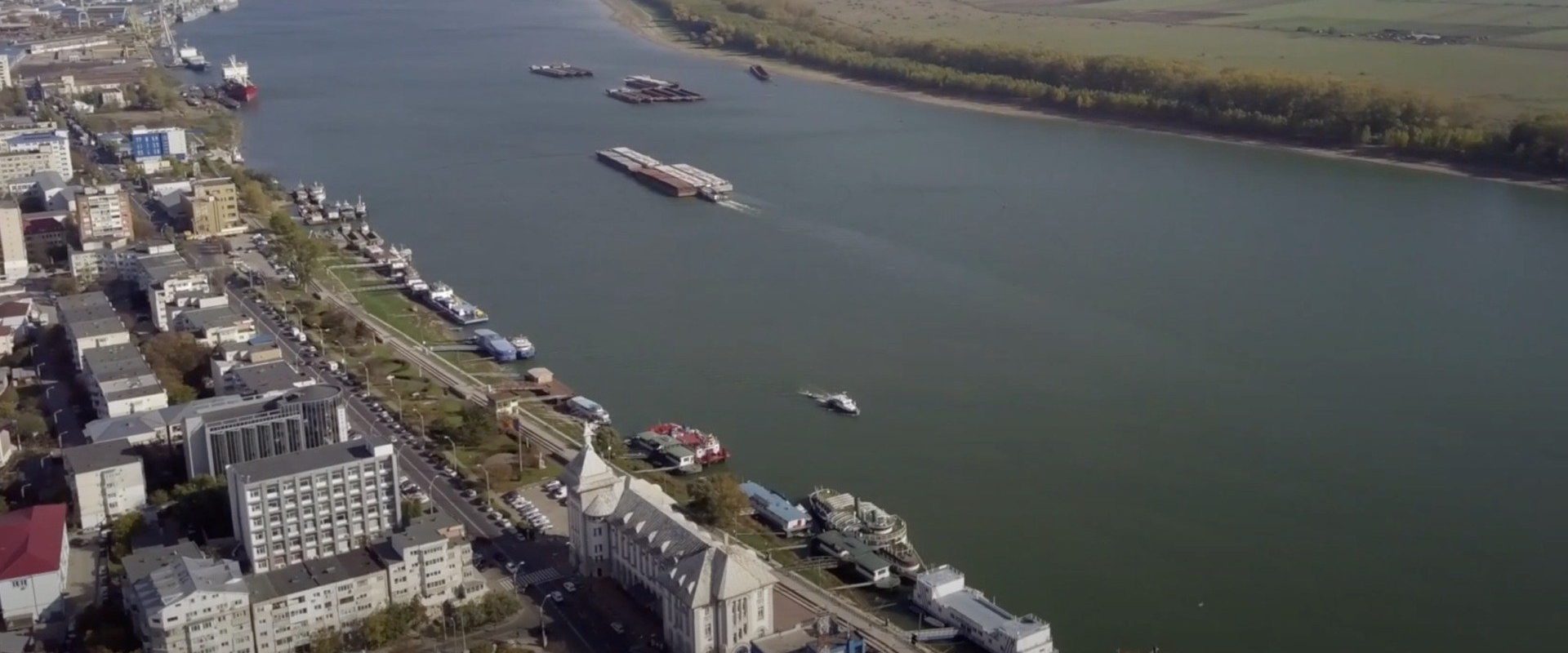 [ad_1] Sindicatul Reparații Navale „Navrom” Galați, afiliat Blocului Național Sindical, anunță că va organiza luni, de la ora 07:00, o grevă de avertisment de două ore în cadrul șantierului naval Navrom
