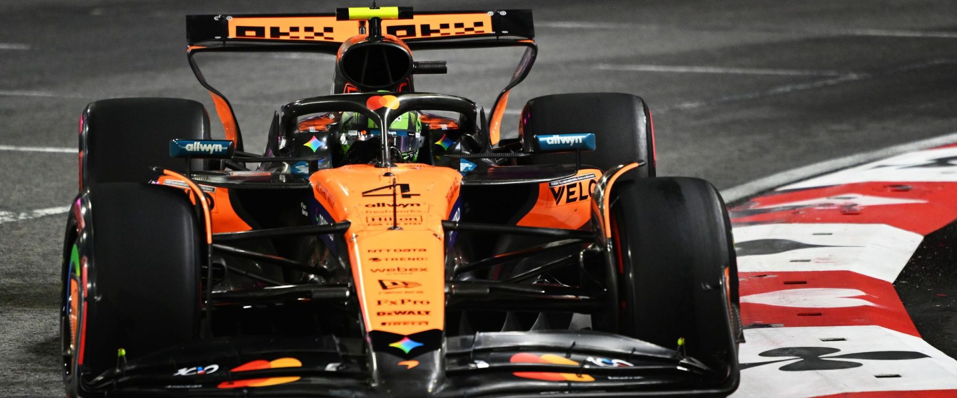 Calificări Las Vegas: Lando Norris s-a adaptat la ploaie și va pleca primul, în fața lui Verstappen. Dezastru pentru Hamilton, care va pleca ultimul