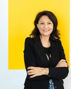 Carmen Uscatu: Oana are potențialul de a deveni cel mai competent vicepremier al României. Totuși, sper ca aceasta să dispună de înțelepciunea de a lua în considerare interesul legitim al grupului nostru, care se confruntă cu o criză nemaiîntâlnită în România.