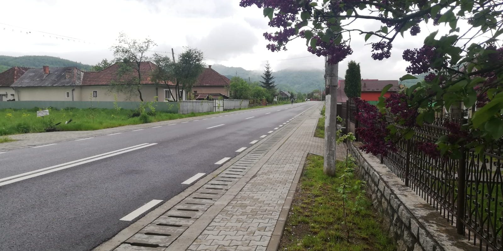 [ad_1] Lucrările de refacere a drumului DJ 251G, în zona pârâului Găunoasa din comuna Valea Mărului, afectat grav de inundațiile din septembrie 2024, au fost finalizate, a anunțat marți președintele Consiliului Județean Galați, Costel Fotea