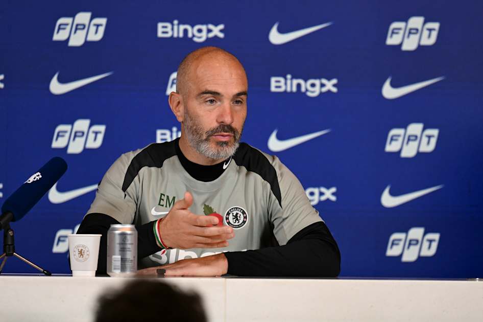 [ad_1] Enzo Maresca anunță că decizia privind starea de sănătate a lui Pedro Neto va fi luată în urma antrenamentului de astăzi de la Cobham, iar mijlocașul echipei Chelsea, Romeo Lavia, va lipsi din confruntarea de mâine din Premier League cu Wolverhampton Wanderers