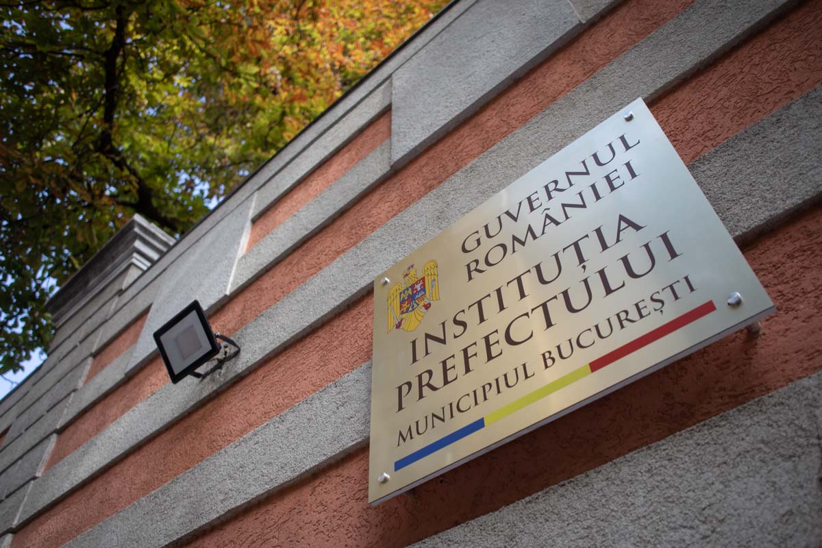 Corpul de Control al Ministerului de Interne verifică contractul de închiriere de la Prefectura București, după ce facturile au depășit 140.000 de lei, în condițiile unui contract semnat cu RA-APPS pentru 25.000 de lei lunar plus utilități