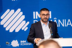 Florin Manole: Liderii și adjuncții de la ANRE și ASF, precum și cei din Parlament, scutiți de la interdicția de a combina pensia cu salariul; Restricția asupra cumulului pensie-salariu nu va fi impusă în sectoarele sănătate și educație.