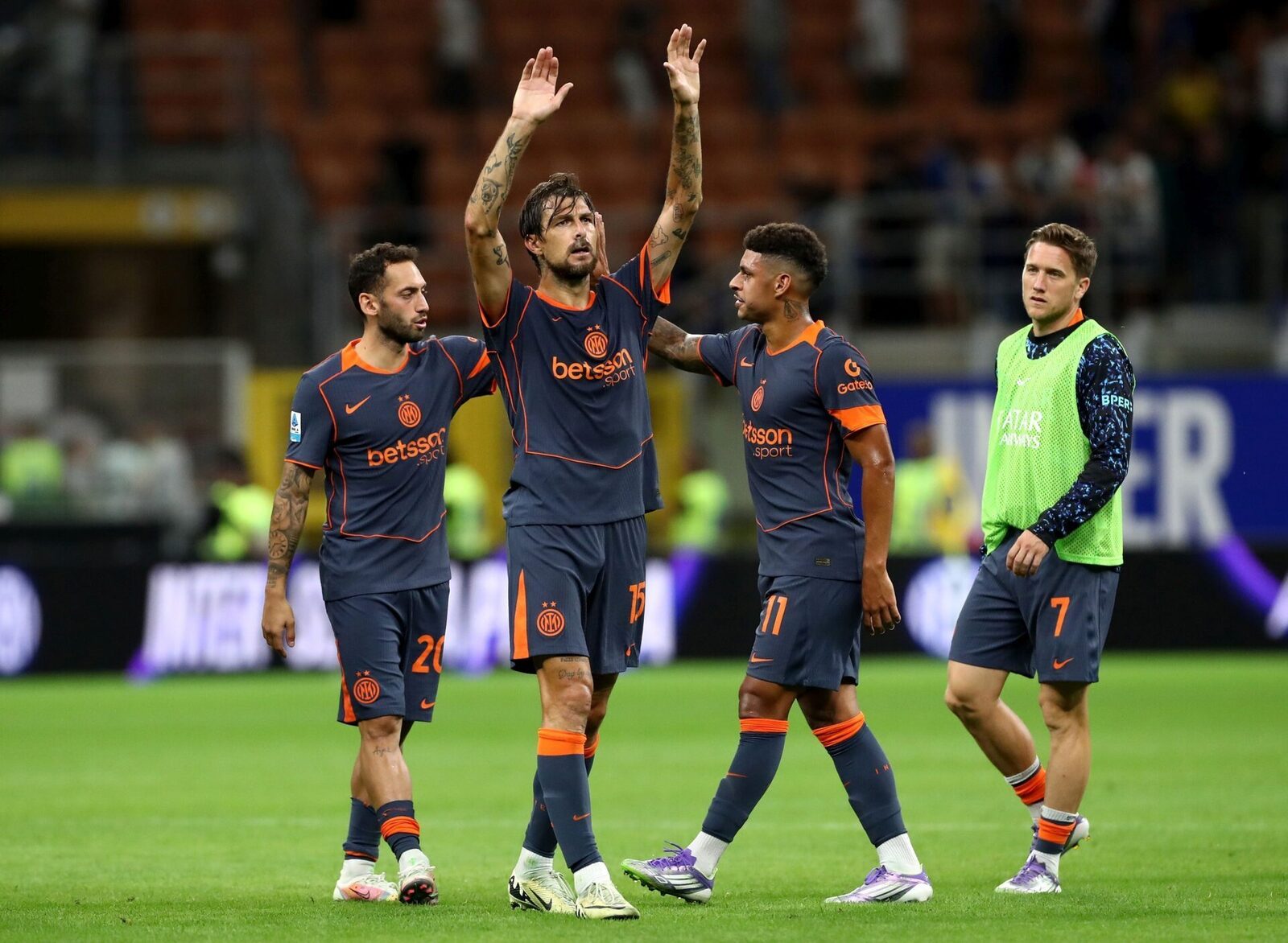 [ad_1] Cristian Chivu pregătește Inter pentru confruntarea cu Lazio, care va avea loc în această seară pe San Siro