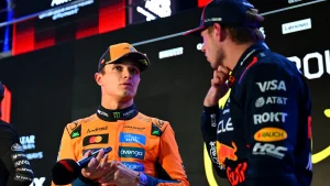 Lando Norris îl acuză pe Max Verstappen de „vorbe nesăbuite” privind afirmația de titlu.