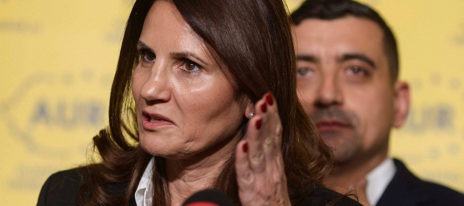 Anca Alexandrescu, sprijinită de formațiunea politică extremistă AUR, și-a depus candidatura pentru alegerile din 7 decembrie pentru Primăria Capitalei