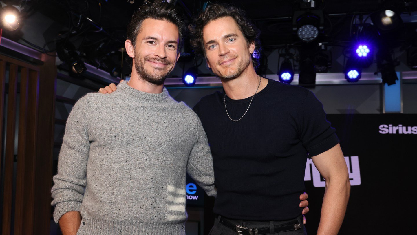[ad_1] Jonathan Bailey, actorul britanic în vârstă de 37 de ani, a câștigat recent recunoaștere internațională, fiind desemnat Sexiest Man Alive de revista People