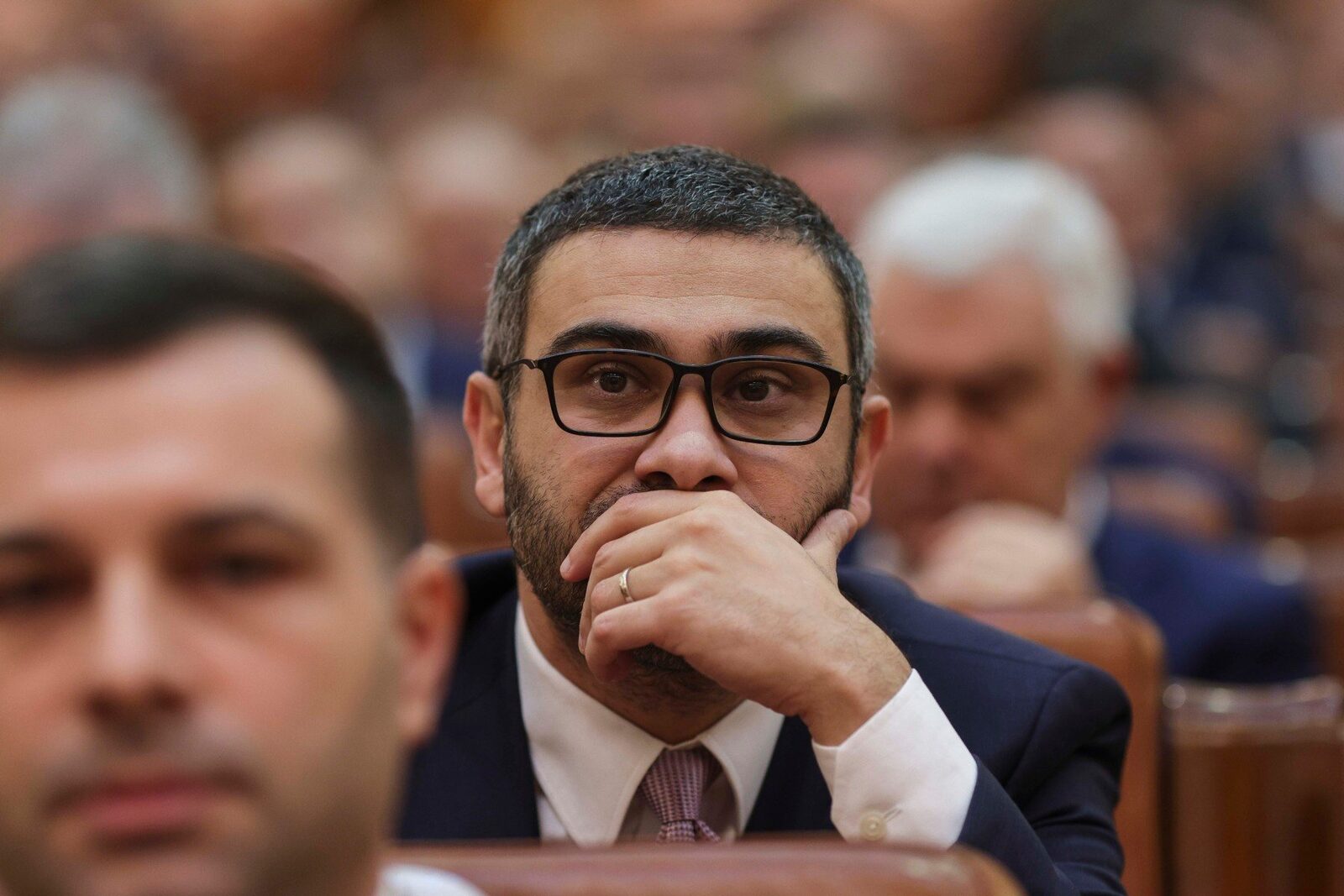 Ministrul Muncii, Florin Manole, despre propunerea premierului de a reduce cu 10% bugetele ministerelor: „Niciun angajat nu va fi disponibilizat, voi continua să gestionez eficient cheltuielile”