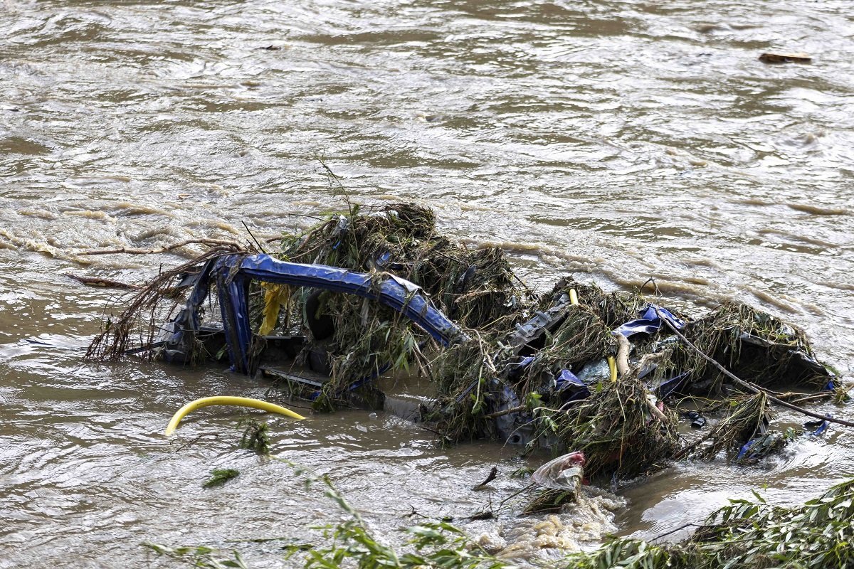 [ad_1] Hidrologii au emis o avertizare de cod portocaliu pentru inundații pe râurile din județele Dâmbovița și Prahova, valabilă până duminică la prânz