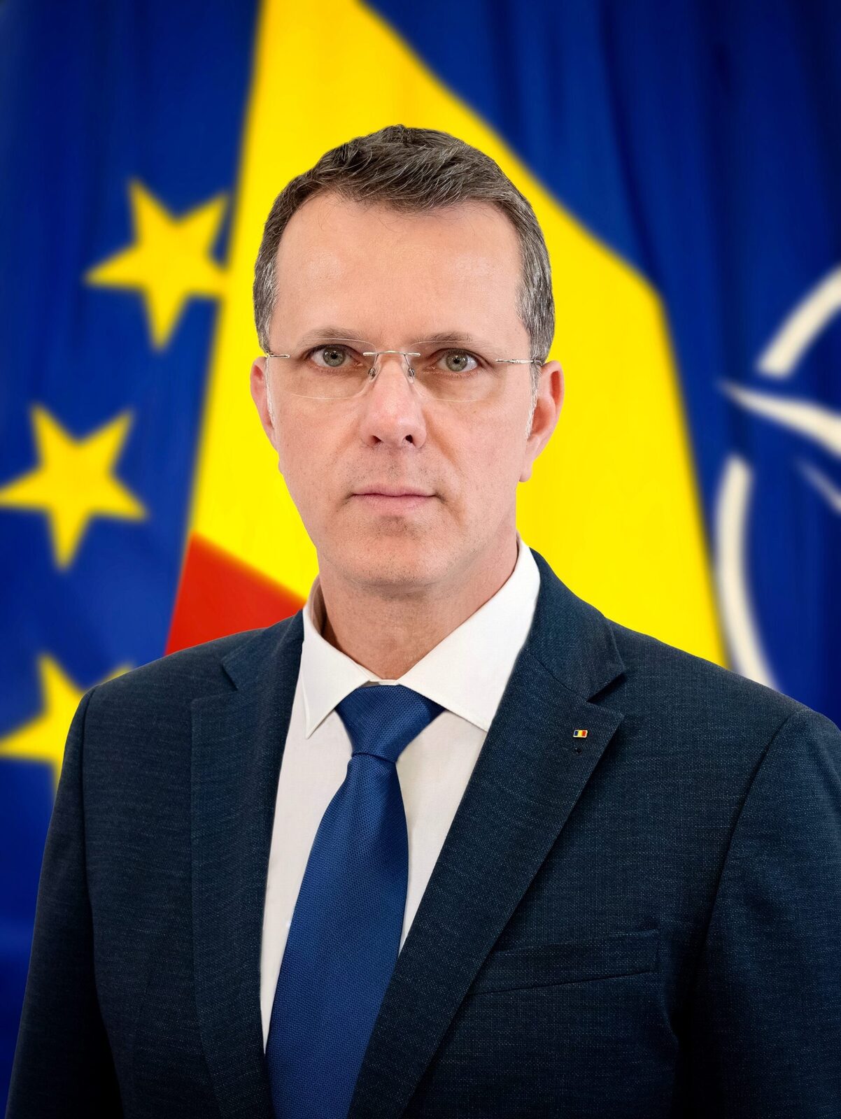 Ionuț Moșteanu anunță: Drona sesizată dimineața pe radare în regiunea județelor Tulcea și Galați a fost descoperită prăbușită în Vaslui; Evaluările inițiale indică faptul că nu conținea încărcătură explozivă.