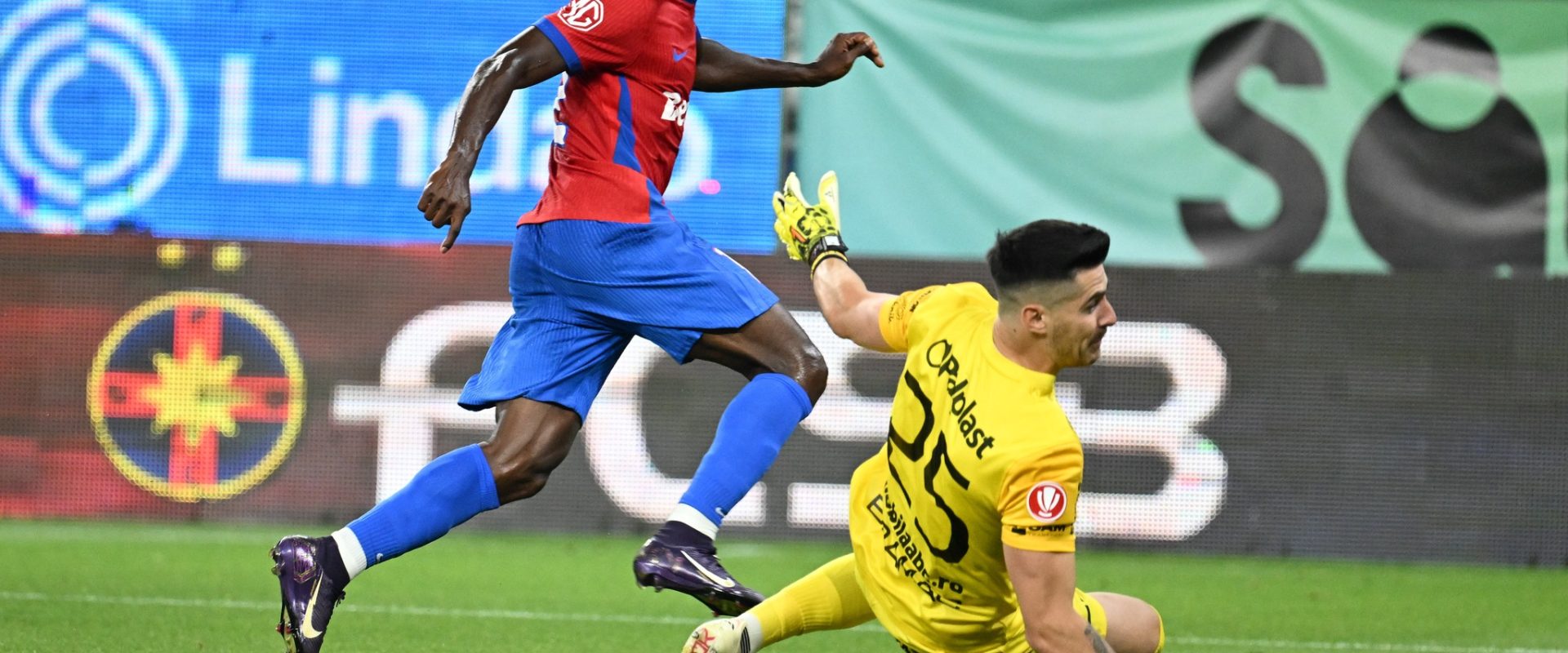 Căbuz lipsă în meciul cu FCSB din cauza problemelor la portar. Muțiu indisponibil, Antwi suspendat.