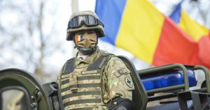 Repetiții generale pentru parada de Ziua Națională: restricții de trafic în apropierea Arcului de Triumf.