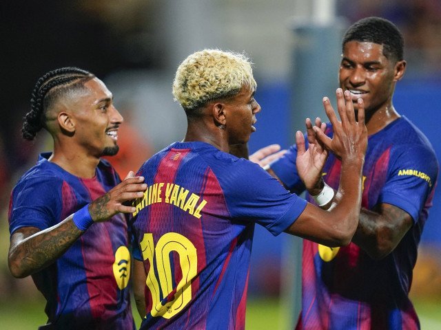 Transmisiune Live și Scor În Direct | Barcelona – Alaves 0-0, ÎN ACEST MOMENT, pe Digi Sport 2. O victorie a catalanilor le-ar permite să o depășească pe Real Madrid în clasament.