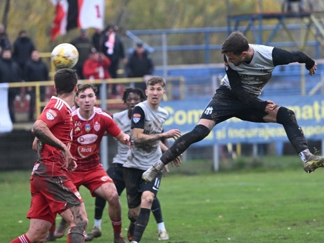 [ad_1] SuperLiga: CFR Cluj – Rapid, duminică, 20:30, DGS 1 SuperLiga: Oțelul – Farul, duminică, 17:30, DGS 1 Meciul CS Afumați – Sepsi s-a încheiat la egalitate, 2-2, după o partidă în care toate golurile au fost marcate în repriza a doua