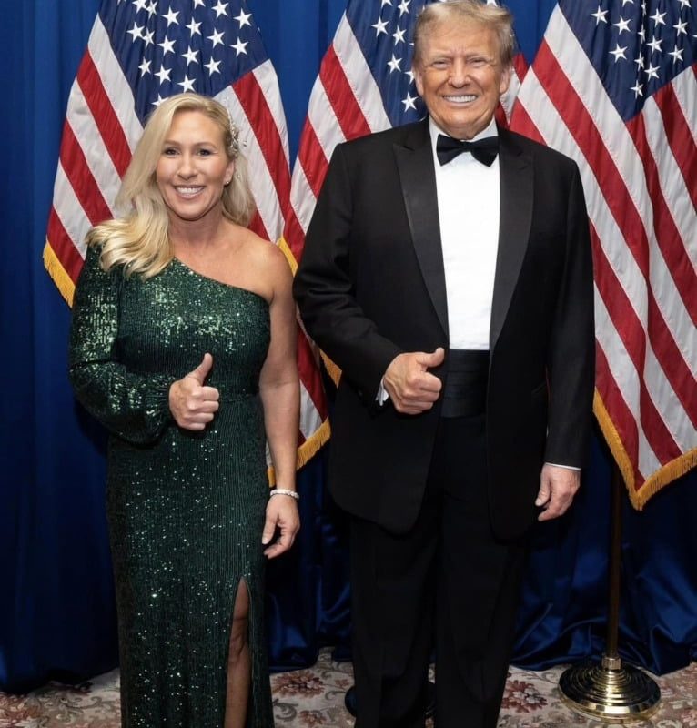 Marjorie Taylor Greene, fost aliat al lui Trump, susține că a fost amenințată din cauza acestuia; Trump o acuză că doar se plânge și o critică politica sa economică