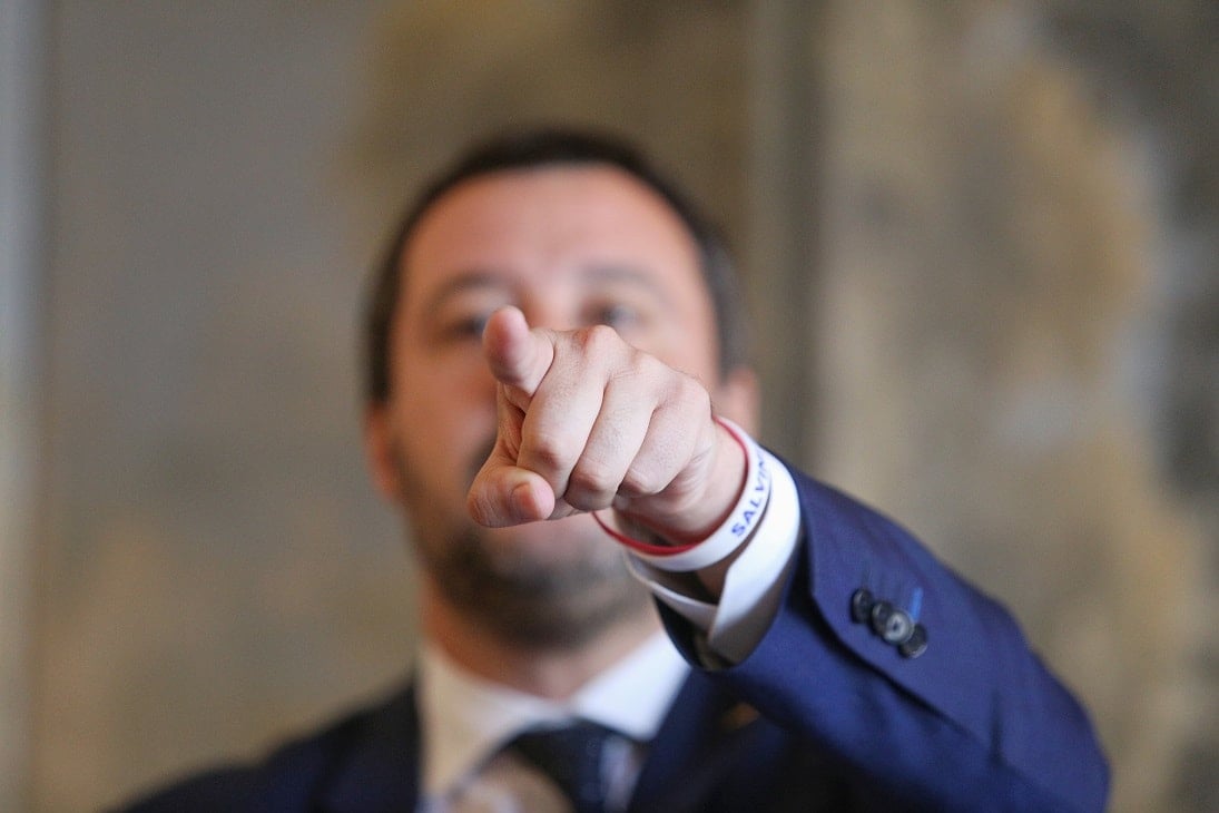Salvini, liderul politicilor de dreapta din Italia, despre migranți: „Dacă nu respectați tradițiile, plecați de aici” / Românii reprezintă cea mai mare comunitate străină în Italia, cu circa 20% din cetățeni / Atacul s-a îndreptat în special împotriva musulmanilor