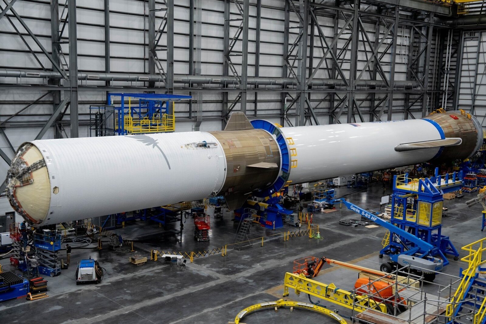 [ad_1] Compania spațială americană Blue Origin, deținută de miliardarul Jeff Bezos, a anunțat miercuri că amână din nou lansarea rachetei sale uriase New Glenn, foarte așteptată în contextul unei competiții acerbe cu compania SpaceX, controlată de Elon Musk