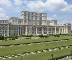 Parlamentul a adoptat Rezoluția de aprobare a Strategiei Naționale pentru Apărarea Națiunii