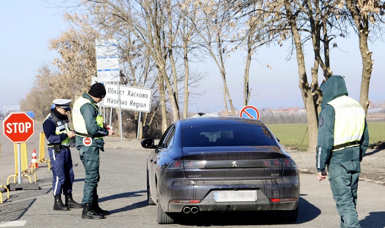 Șoferul român implicat în accidentul mortal din Bulgaria, soldat cu pierderea a șase vieți, a fost plasat în arest preventiv pentru omor calificat, autoritățile solicitând detenția preventivă a acestuia