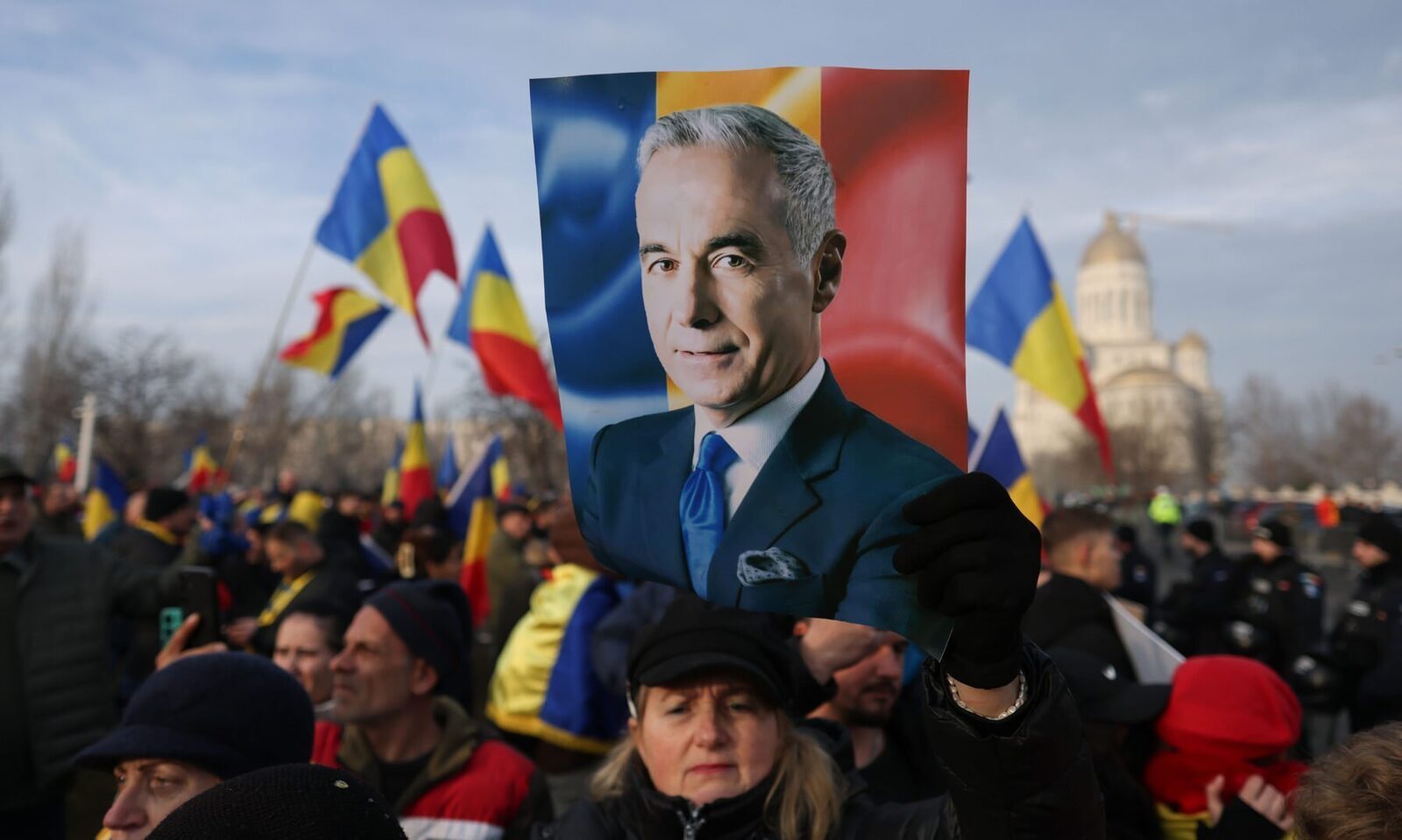 Recent, Nicușor Dan răspunde întrebărilor despre posibila colaborare a fostului candidat Călin Georgescu cu SIE: „Raportul privind alegerile din 2024 va oferi toate răspunsurile”
