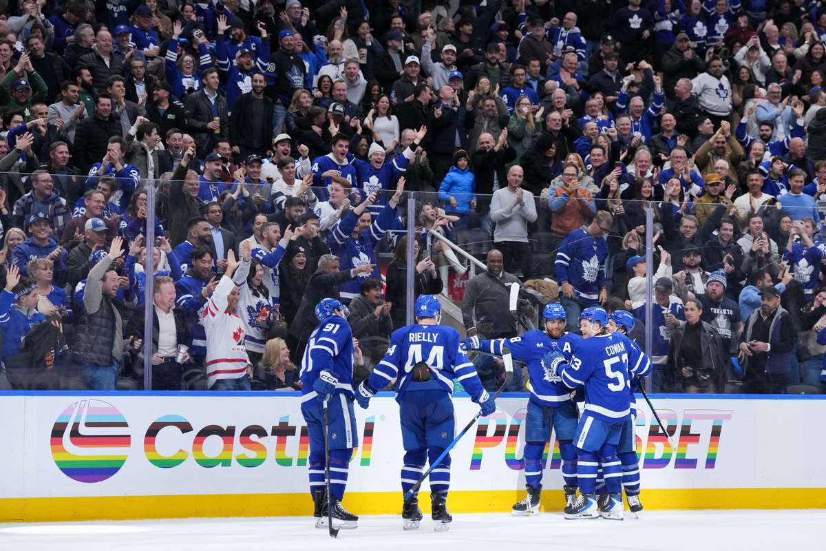 NHL roundup: Toronto Maple Leafs prevail in overtime on a night dominated by home teams