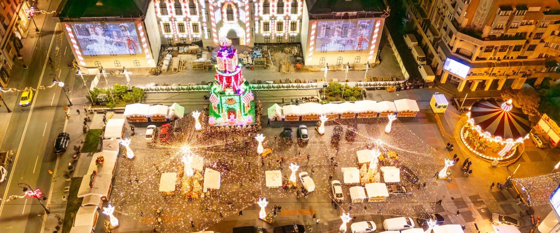 Prețurile și particularitățile Târgului de Crăciun din Craiova, inaugurat vineri: iluzii de zăpadă artificiale, luminile stroboscopice și milioane de becuri într-un decor magic inspirat de „Spărgătorul de Nuci” / Lia Olguța Vasilescu menționează că evenimentul aproape a fost anulat