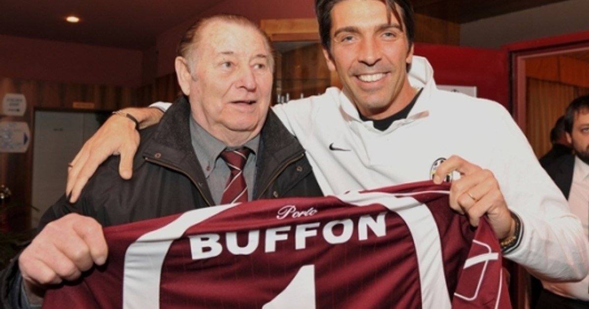 Doliu în fotbalul italian: a murit Buffon! A fost unul dintre cei mai mari portari ai Italiei