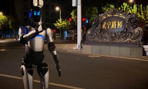 Un robot humanoid produs în China a atins un nou record, mergând 106 kilometri fără întrerupere; A glumit afirmand că „s-ar putea să necesite o pereche de pantofi noi”.