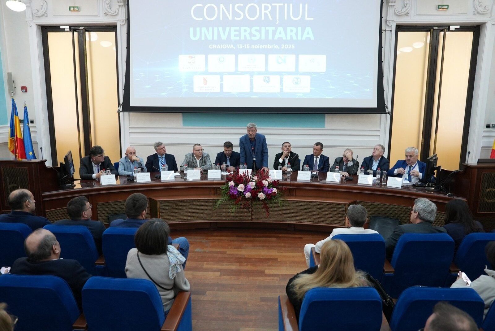 Universitățile membre ale Consorțiului Universitaria solicită reluarea concursurilor de angajare în facultăți și alocarea de fonduri pentru sprijinirea studenților