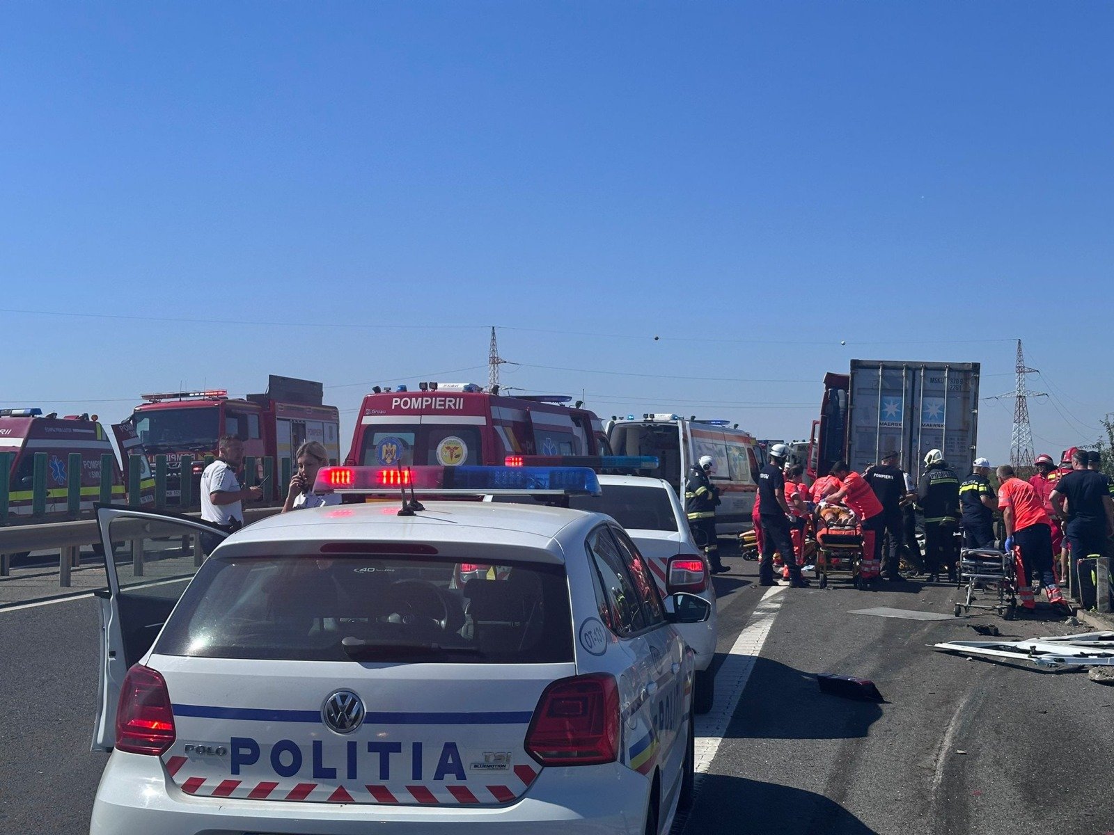 Trafic restricționat pe DN 1 la ieșirea din Cluj-Napoca spre Turda din cauza unui accident, fiind deviat pe o șosea alternativă.